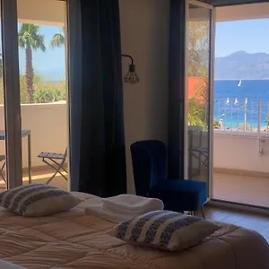 https://thalassa-suite-spa.taorminaitalyhotels.com